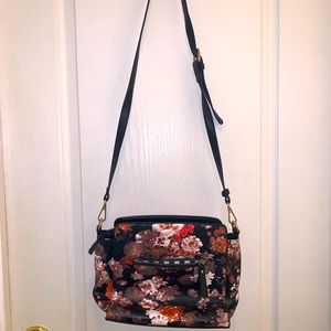 Moda luxe crossbody floral black and orange purse interior black & white stripes